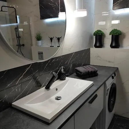 Blue Sky Lägenhet Lubiń